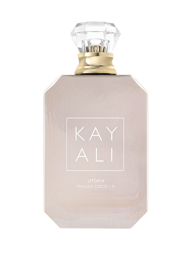 Dive into a tropical blend of creamy coconut and smooth vanilla, accented by the earthiness of sandalwood. This fragrance transports you to a sun-kissed paradise, ideal for uplifting your daily mood.